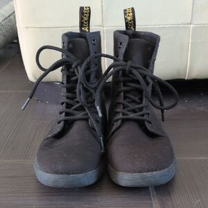 Dr. Martens Black SoftWair Interior